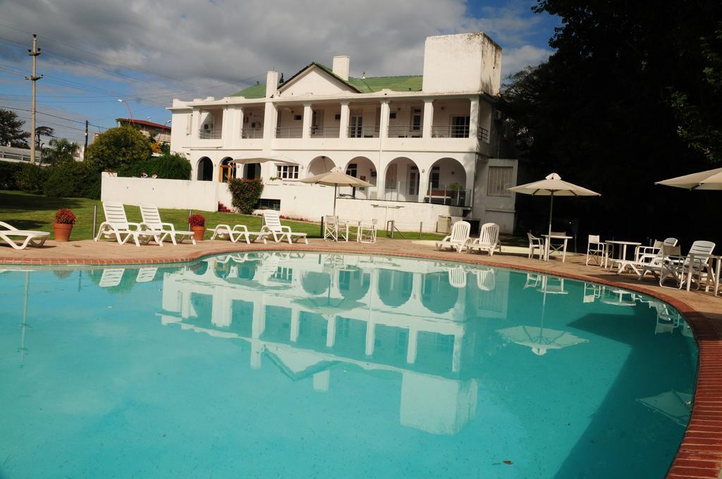 Hostal De La Costa Вилья-Карлос-Пас Экстерьер фото